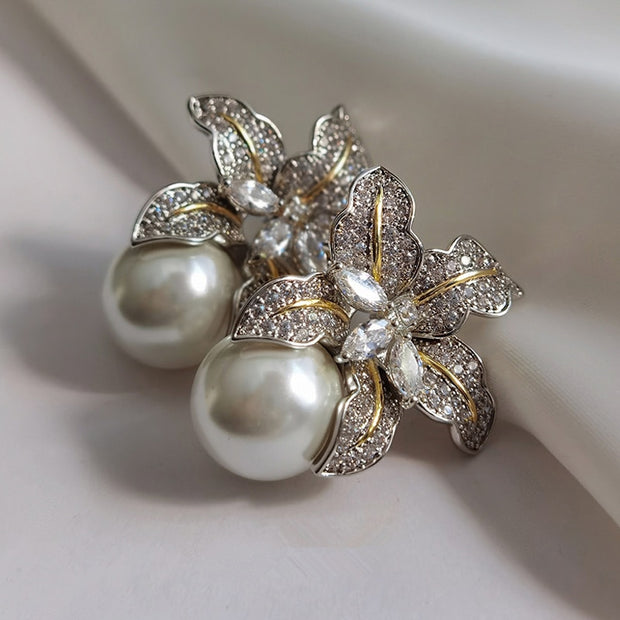 Flower Imitation Pearl Earrings